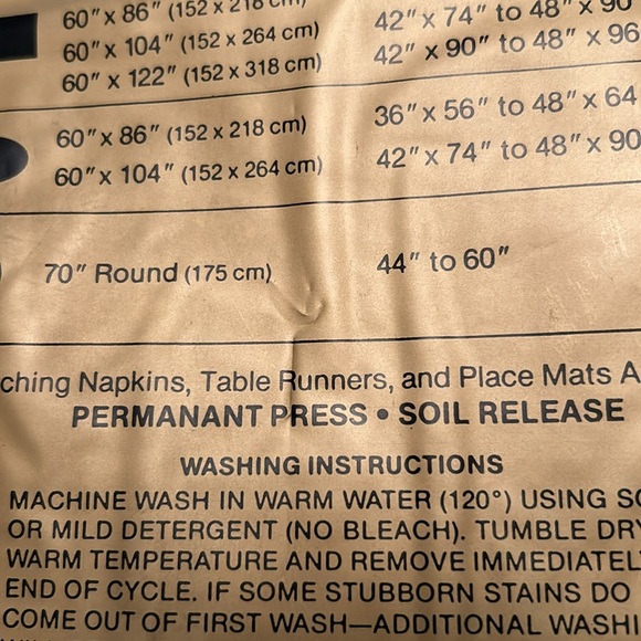 NWT 70” round Holiday Table Cloth - Picture 7 of 9